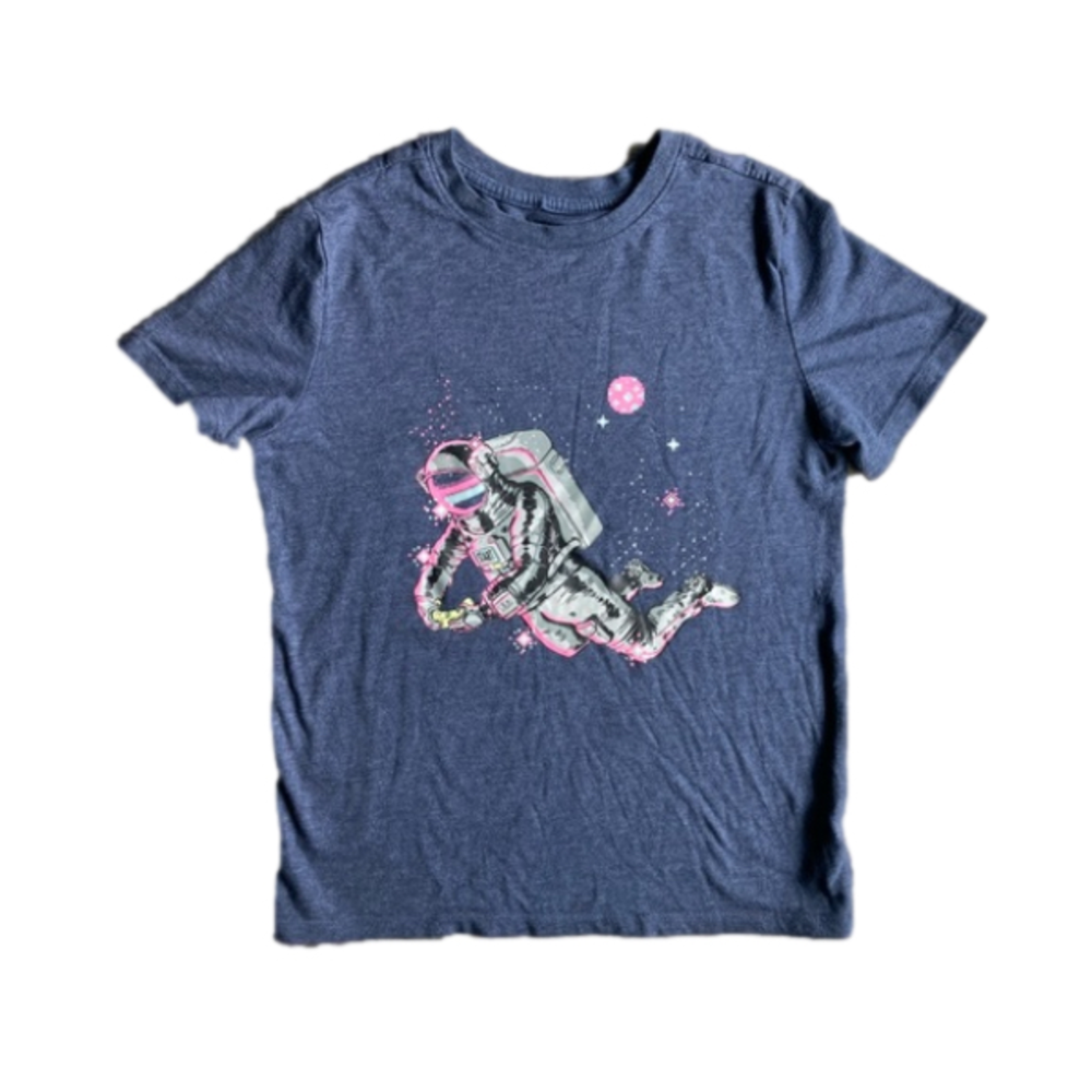 Cat & Jack Size M 8/10 Astronaut T-Shirt